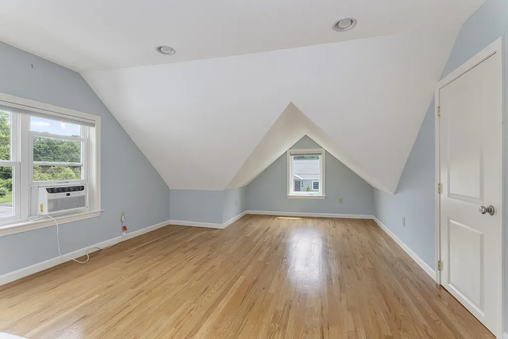 84 Dorset Street Portland ME 04102