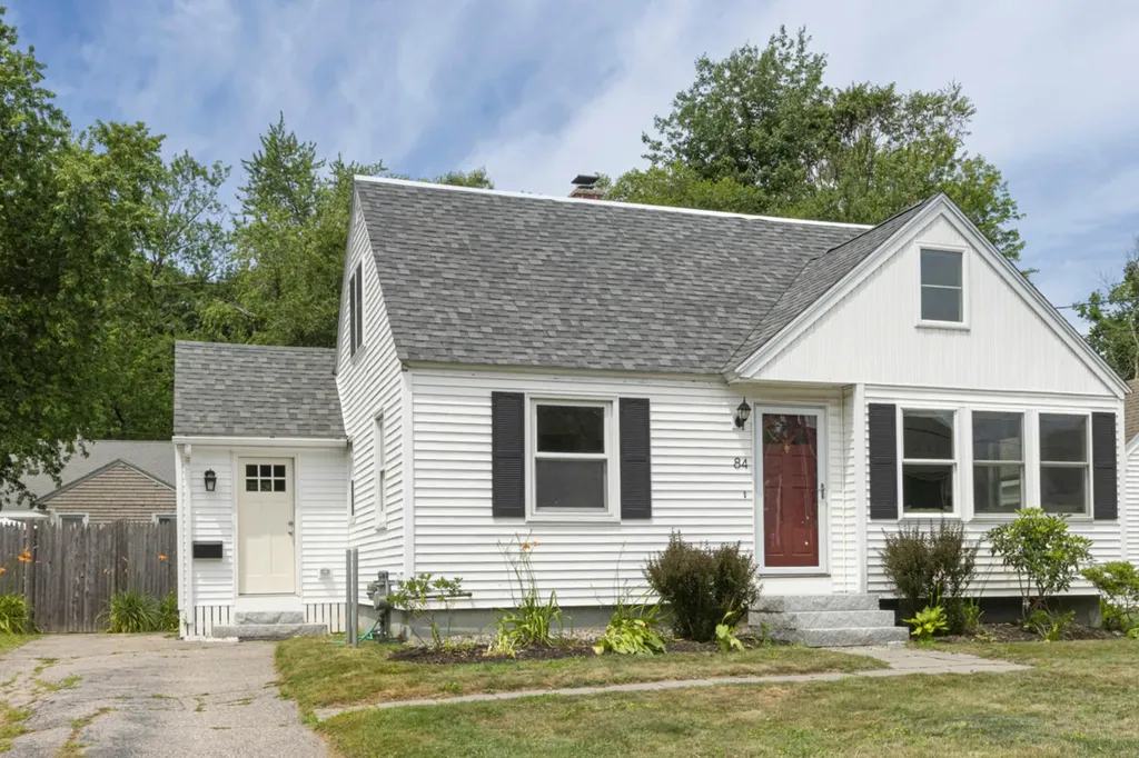 84 Dorset Street Portland ME 04102
