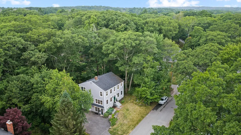 5 Hemlock Hill Road Cape Elizabeth ME 04107