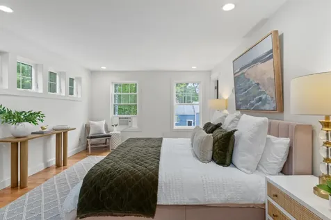 5 Hemlock Hill Road Cape Elizabeth ME 04107