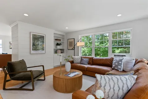 5 Hemlock Hill Road Cape Elizabeth ME 04107