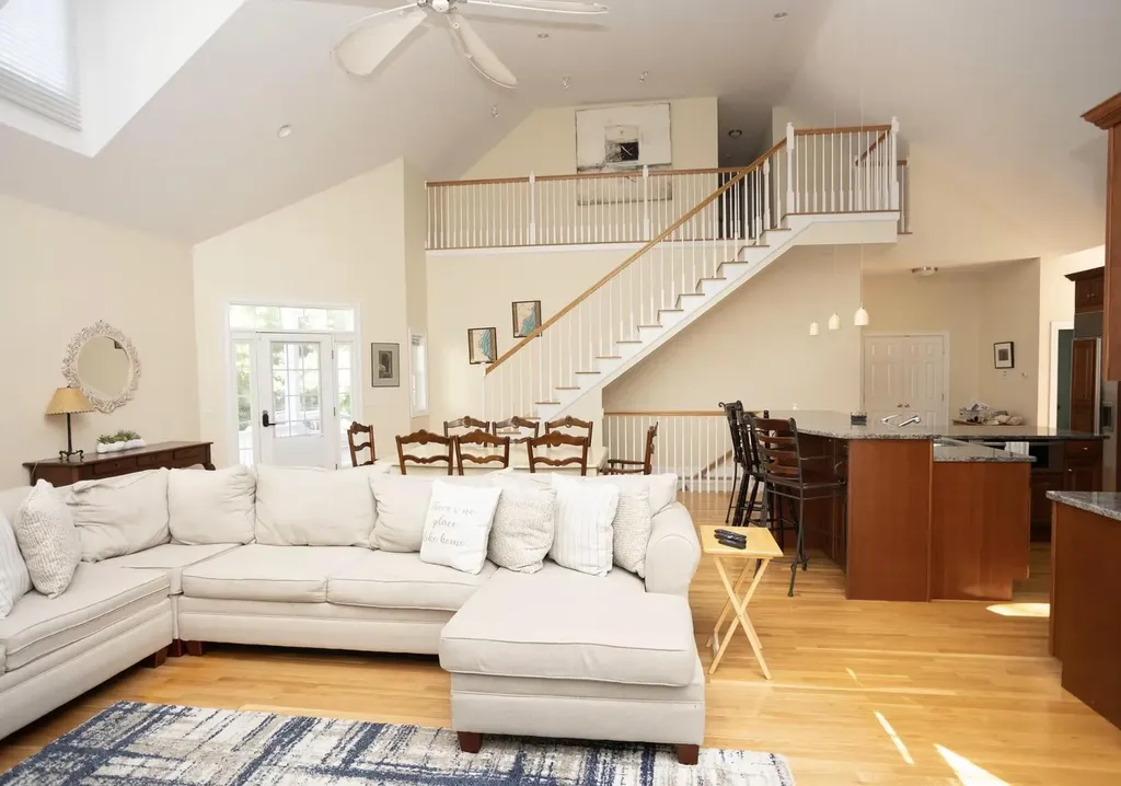 8 Wood Lane Ogunquit ME 03907