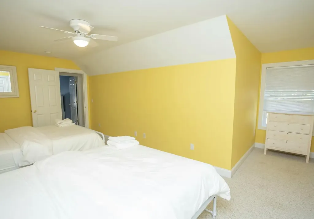 8 Wood Lane Ogunquit ME 03907