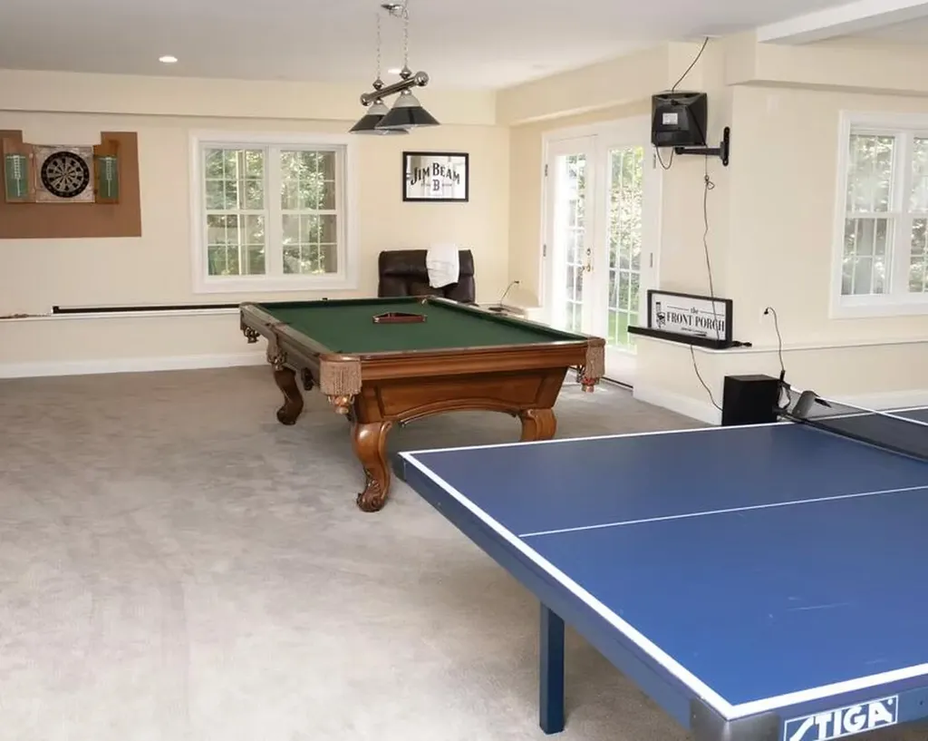 8 Wood Lane Ogunquit ME 03907