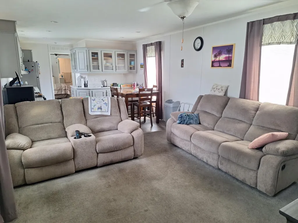 20 Oxbow Drive Lewiston ME 04240