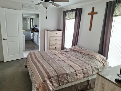 20 Oxbow Drive Lewiston ME 04240