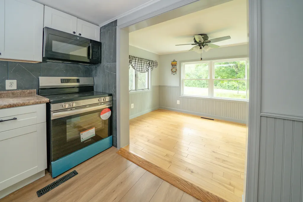 7 & 9 Merithew Road Searsport ME 04974