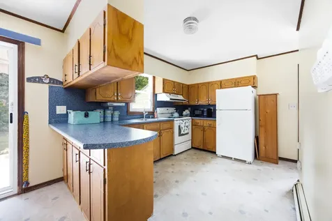9 Tibbetts Drive Lincoln ME 04457