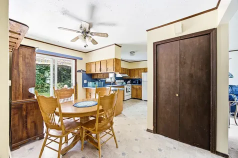9 Tibbetts Drive Lincoln ME 04457