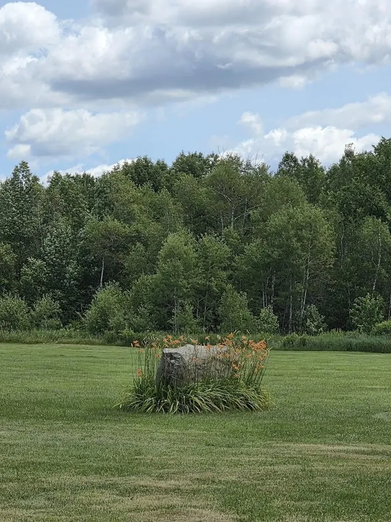 207 Corinth Road Hudson ME 04449