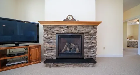 207 Corinth Road Hudson ME 04449