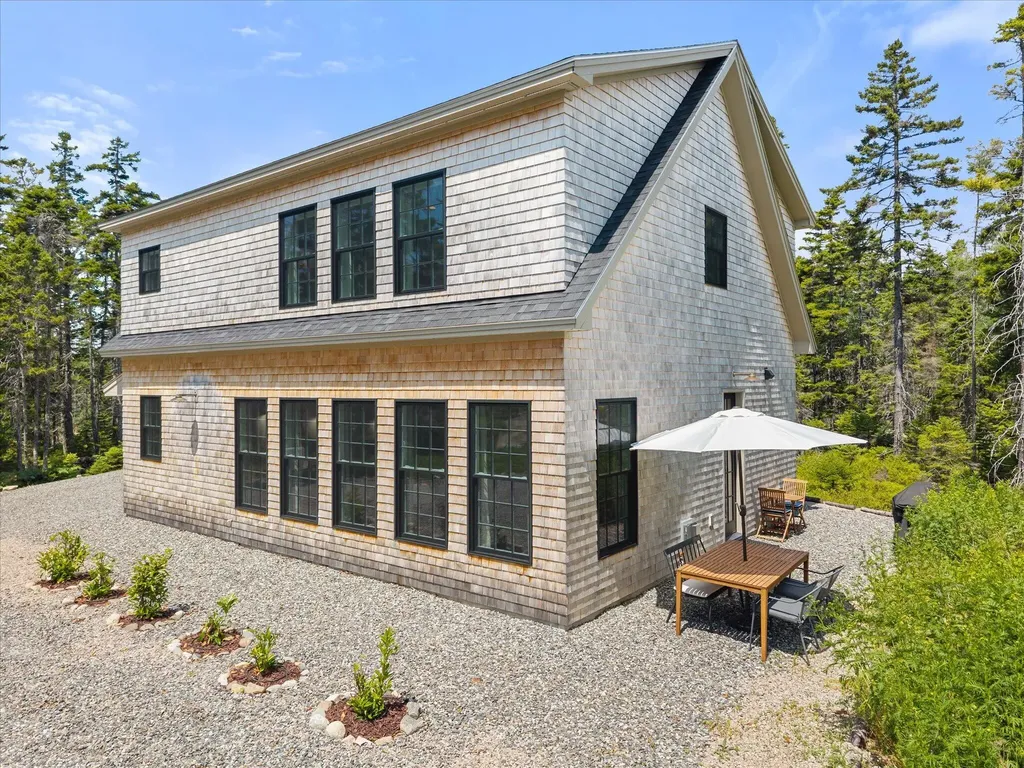 45 Traditional Way Tremont ME 04612