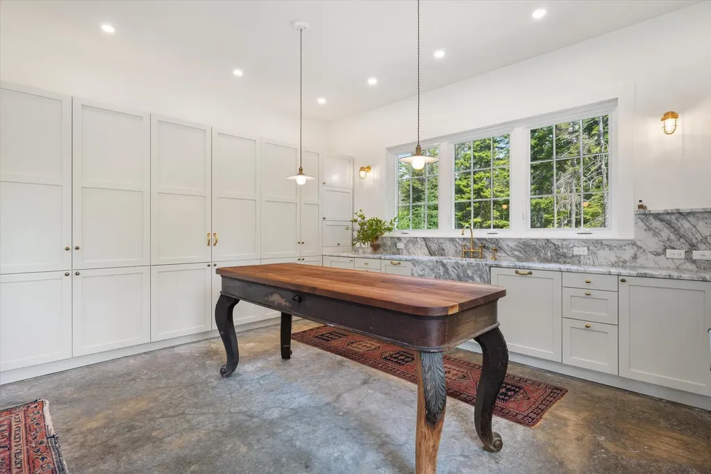 45 Traditional Way Tremont ME 04612