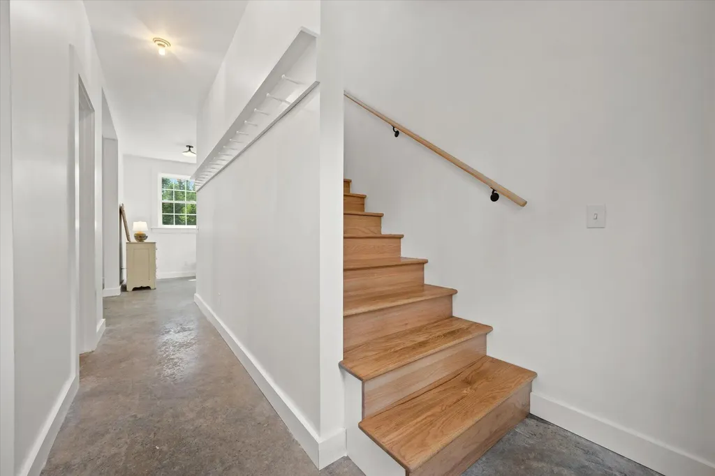 45 Traditional Way Tremont ME 04612