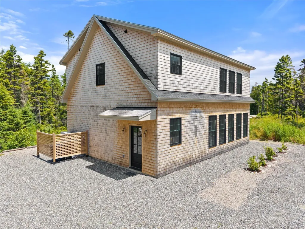 45 Traditional Way Tremont ME 04612