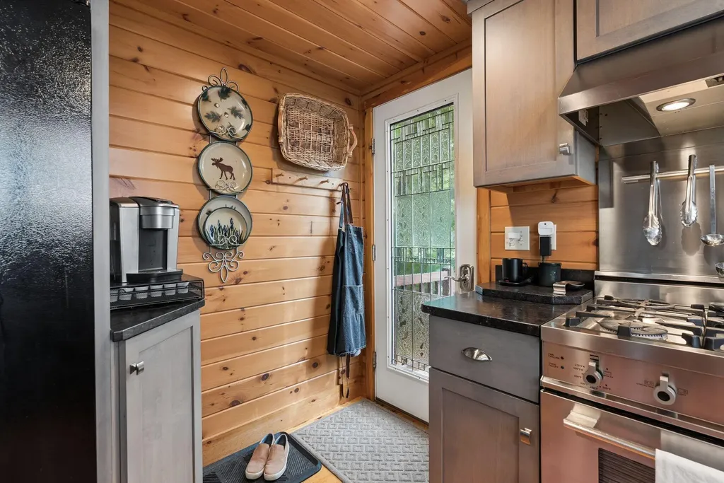 122 Mayberry Road Gray ME 04039