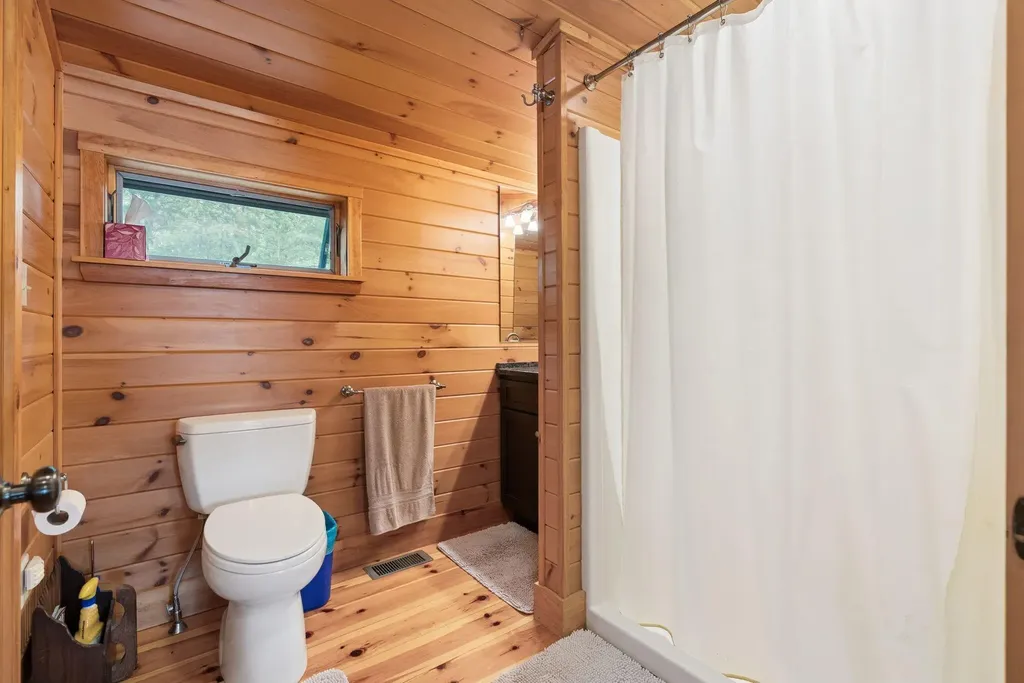 122 Mayberry Road Gray ME 04039
