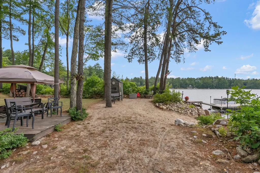 122 Mayberry Road Gray ME 04039