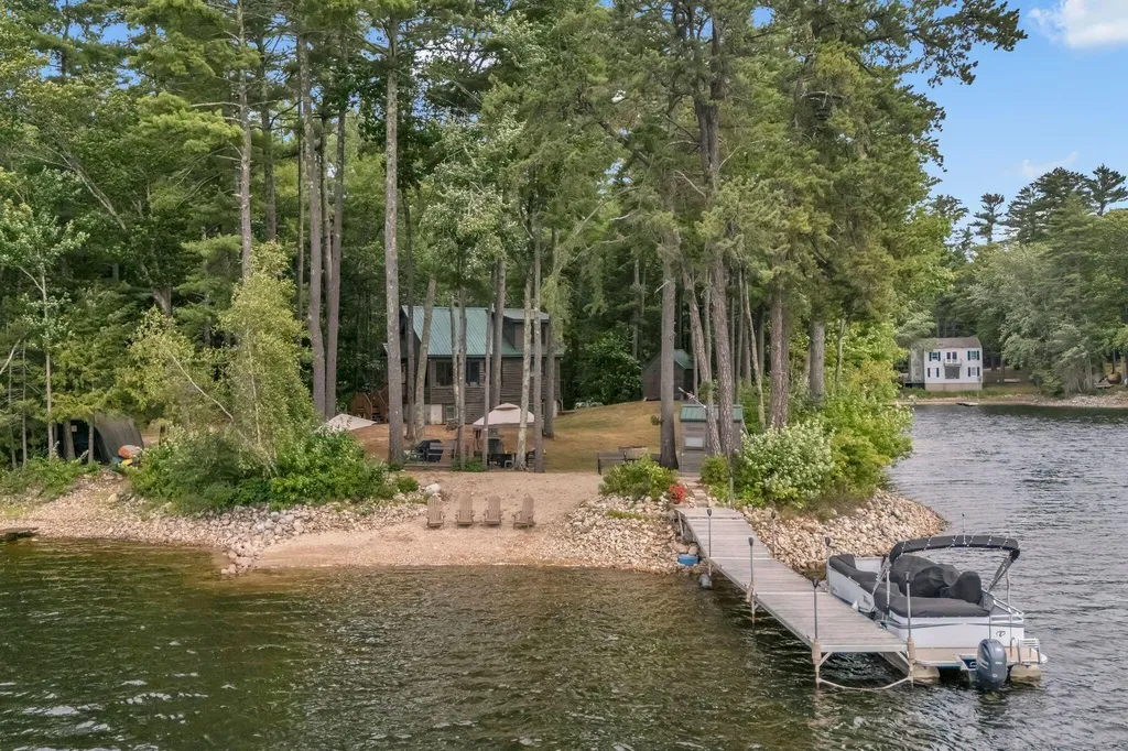 122 Mayberry Road Gray ME 04039