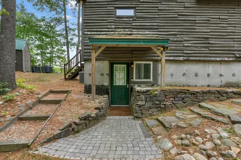 122 Mayberry Road Gray ME 04039