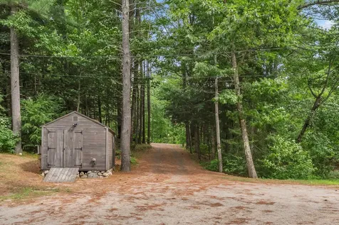 122 Mayberry Road Gray ME 04039