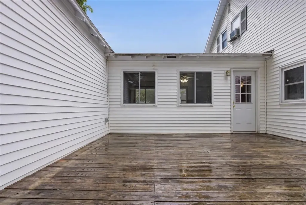 15 Sylvan Avenue Lewiston ME 04240