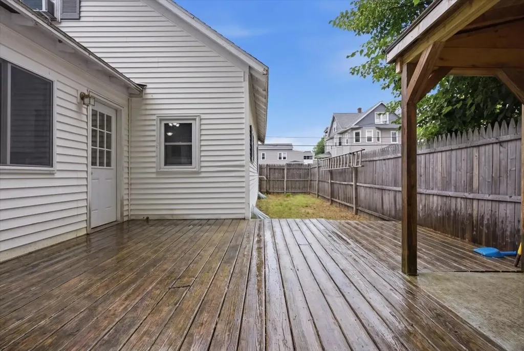 15 Sylvan Avenue Lewiston ME 04240