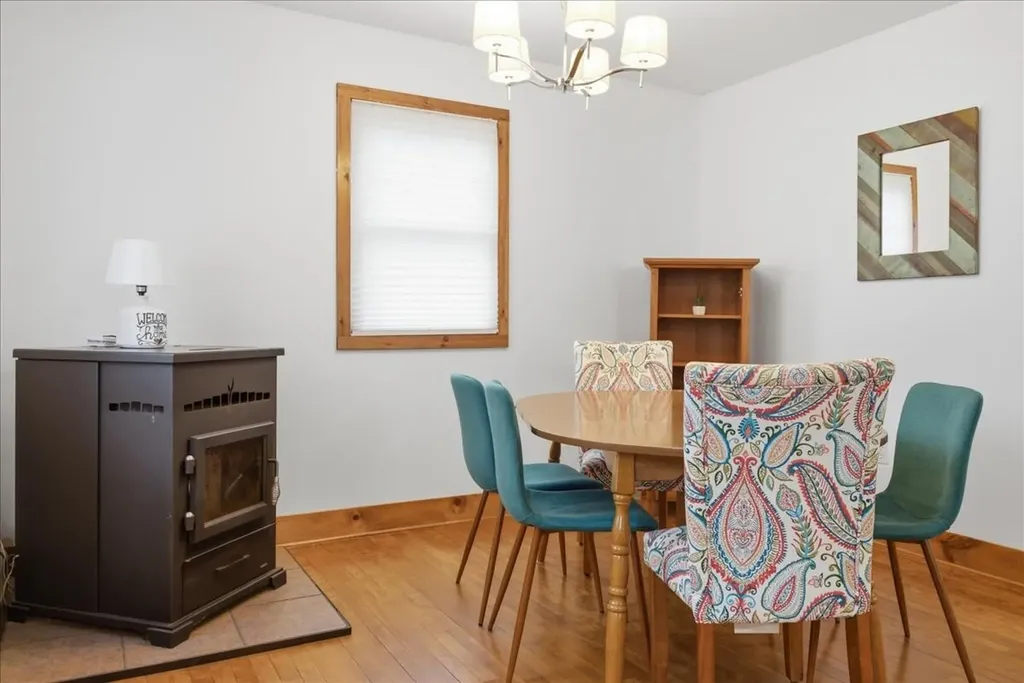 15 Sylvan Avenue Lewiston ME 04240