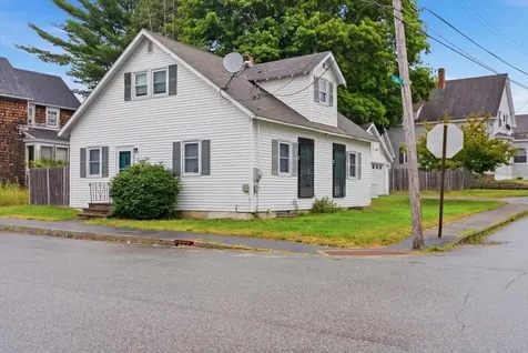 15 Sylvan Avenue Lewiston ME 04240