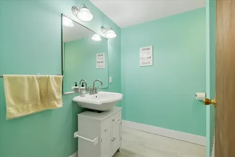 15 Sylvan Avenue Lewiston ME 04240