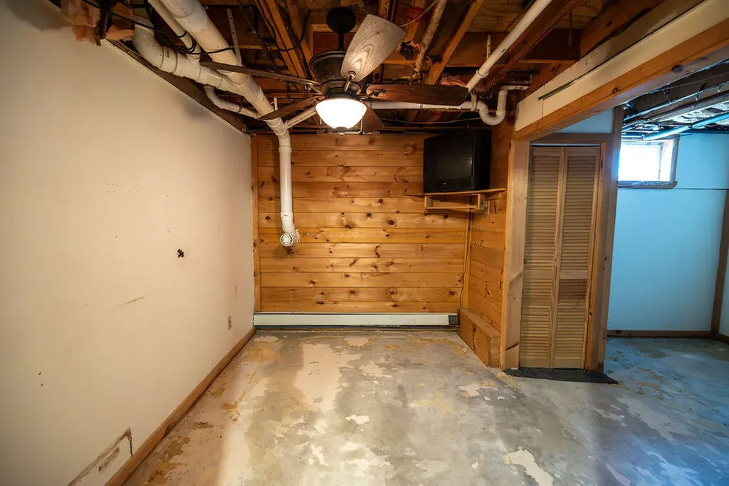 107 Benson Road West Gardiner ME 04345