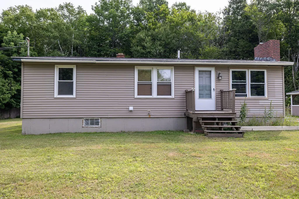 107 Benson Road West Gardiner ME 04345