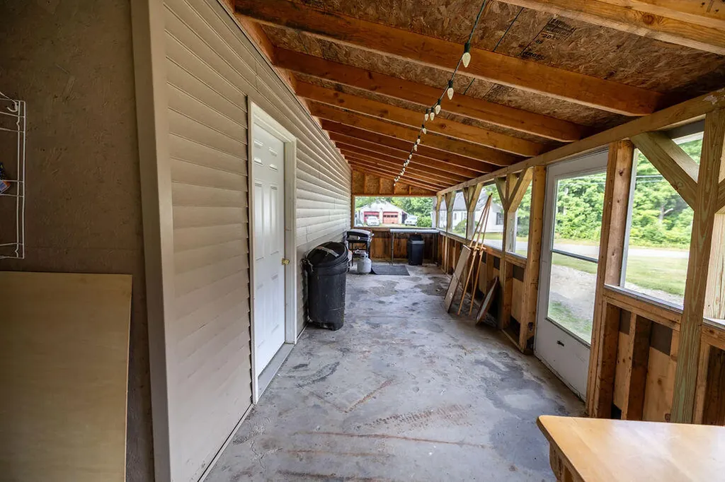 107 Benson Road West Gardiner ME 04345