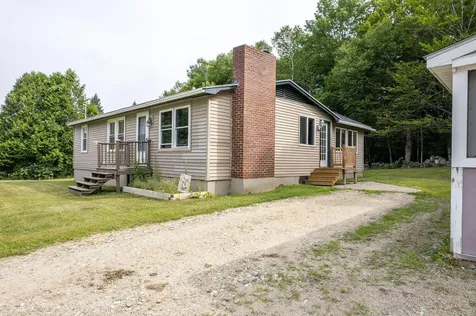 107 Benson Road West Gardiner ME 04345