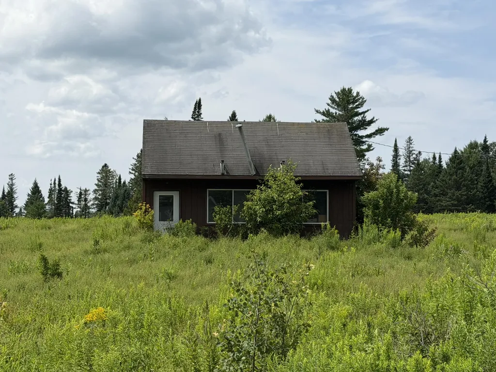 1211 N Dexter Road Sangerville ME 04479