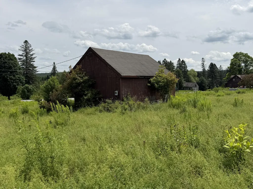 1211 N Dexter Road Sangerville ME 04479