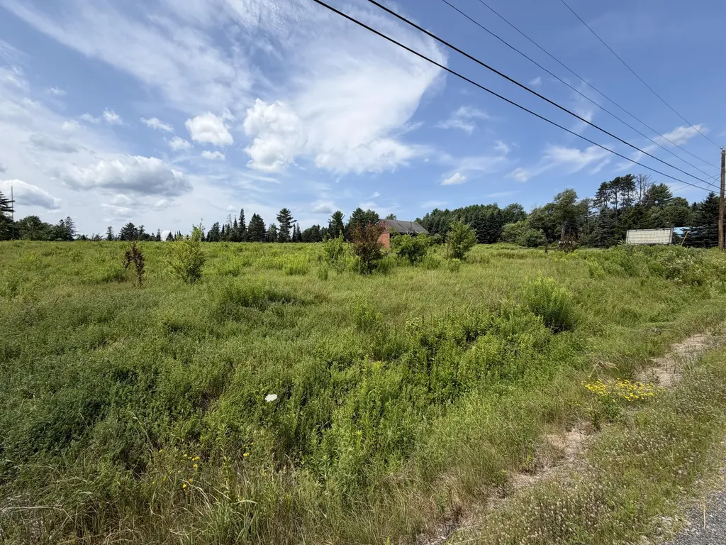 1211 N Dexter Road Sangerville ME 04479