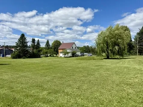 353 U.s. 1 Route 1 Frenchville ME 04745