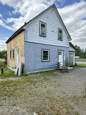 353 U.s. 1 Route 1 Frenchville ME 04745