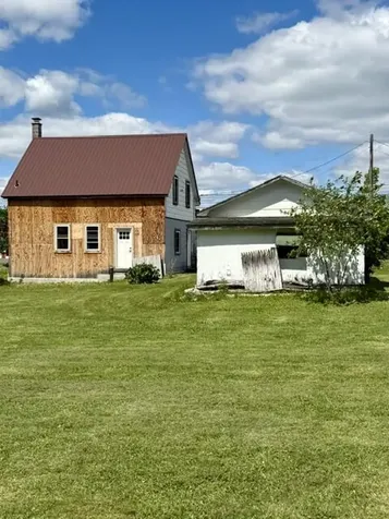 353 U.s. 1 Route 1 Frenchville ME 04745