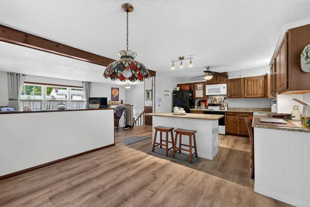 24 Rossignol Avenue Oakland ME 04963