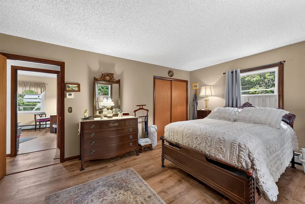 24 Rossignol Avenue Oakland ME 04963