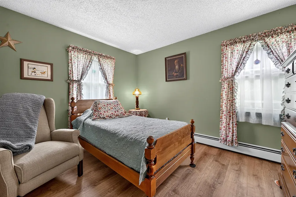 24 Rossignol Avenue Oakland ME 04963