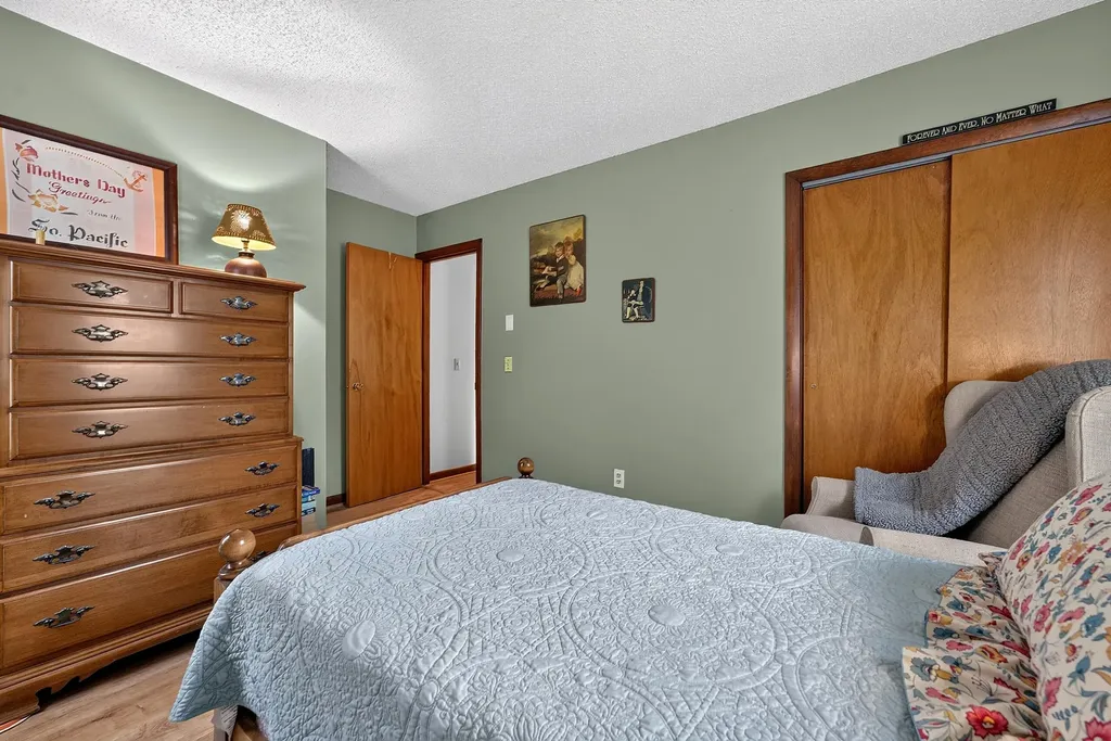 24 Rossignol Avenue Oakland ME 04963
