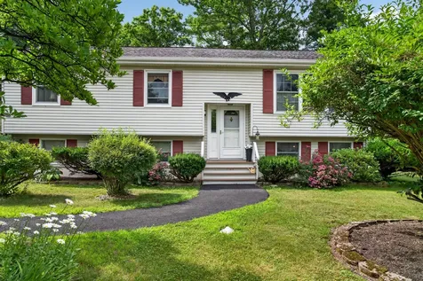 24 Rossignol Avenue Oakland ME 04963