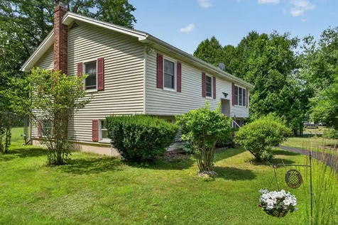 24 Rossignol Avenue Oakland ME 04963