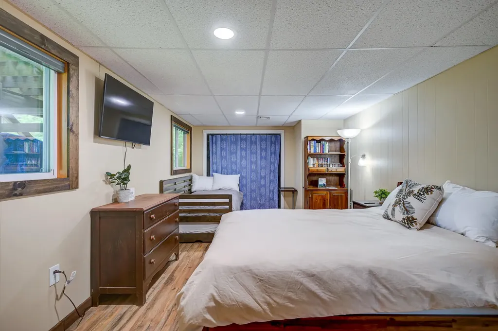 11 Keene Lane Bridgton ME 04037