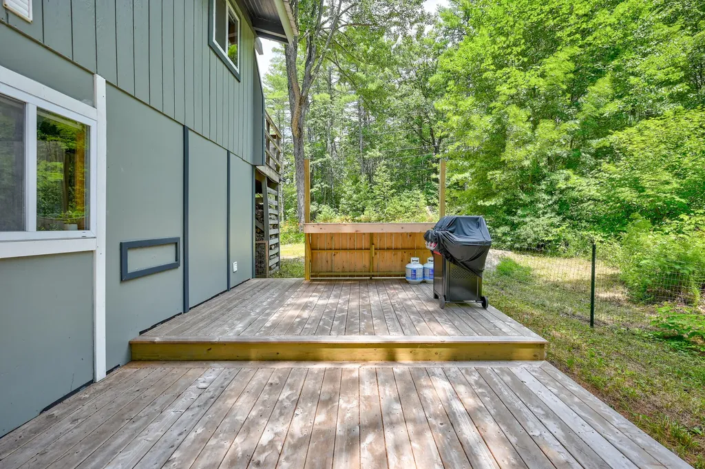 11 Keene Lane Bridgton ME 04037