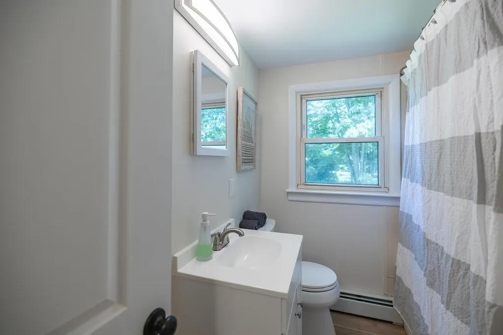 27 Oriole Street Westbrook ME 04092