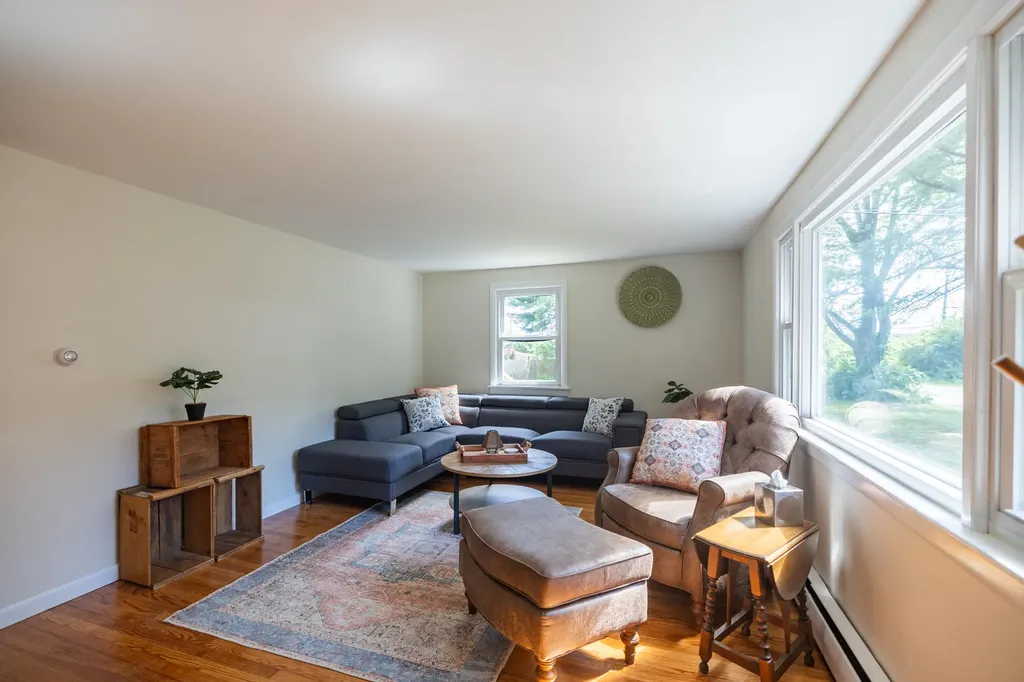 27 Oriole Street Westbrook ME 04092